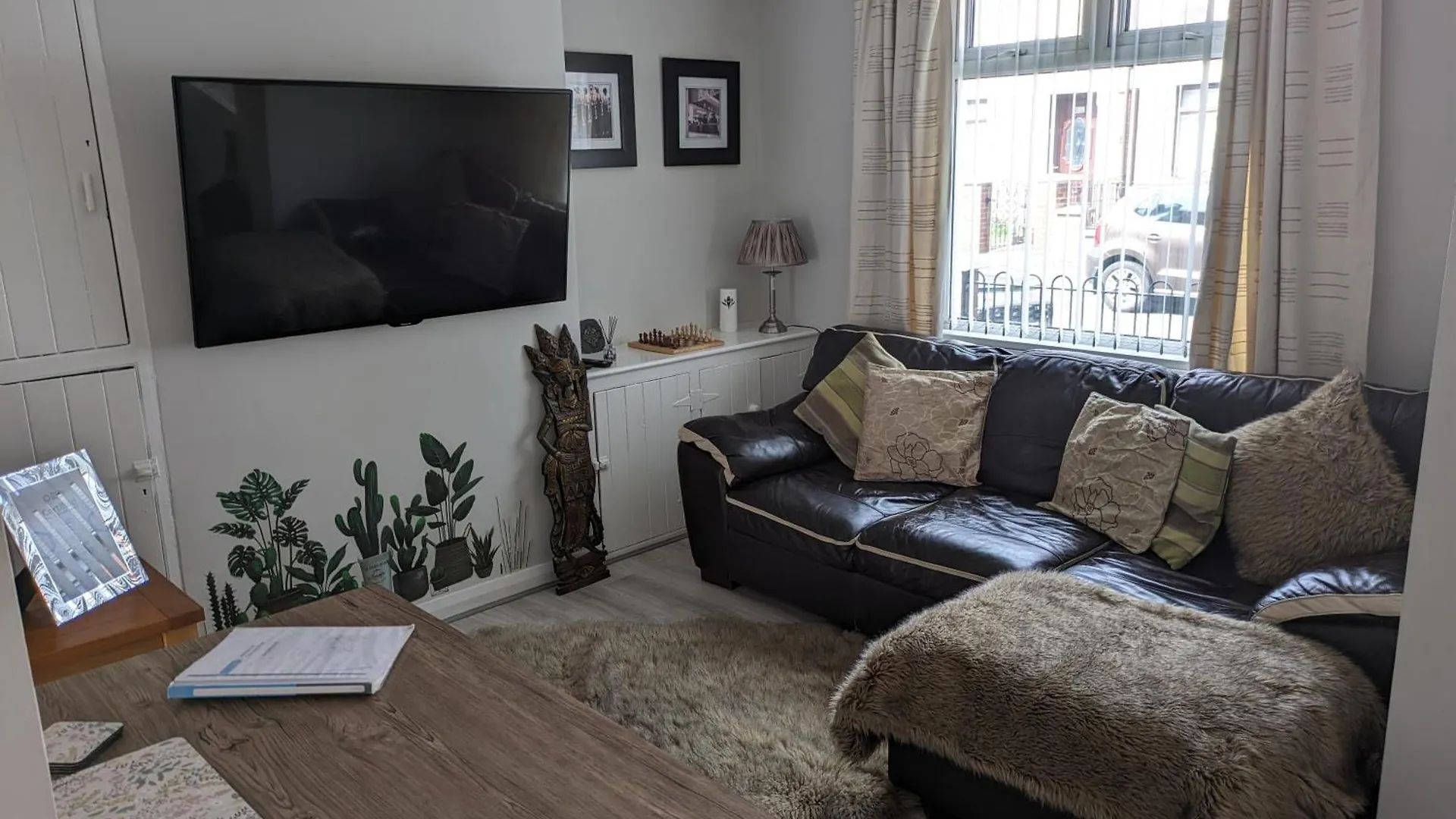Maire Toireasa - Cosy Refurbished Property In The Gaeltacht Quarter Belfast 0*,  United Kingdom
